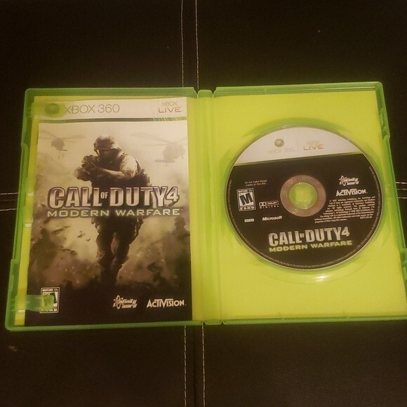 XBOX 360 Call of Duty4 Modern Warefare - Picture 2 of 2
